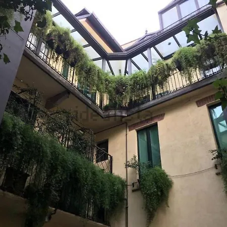 Hl Luxury Duomo - Via Torino, Montenapoleone 別荘 ミラノ